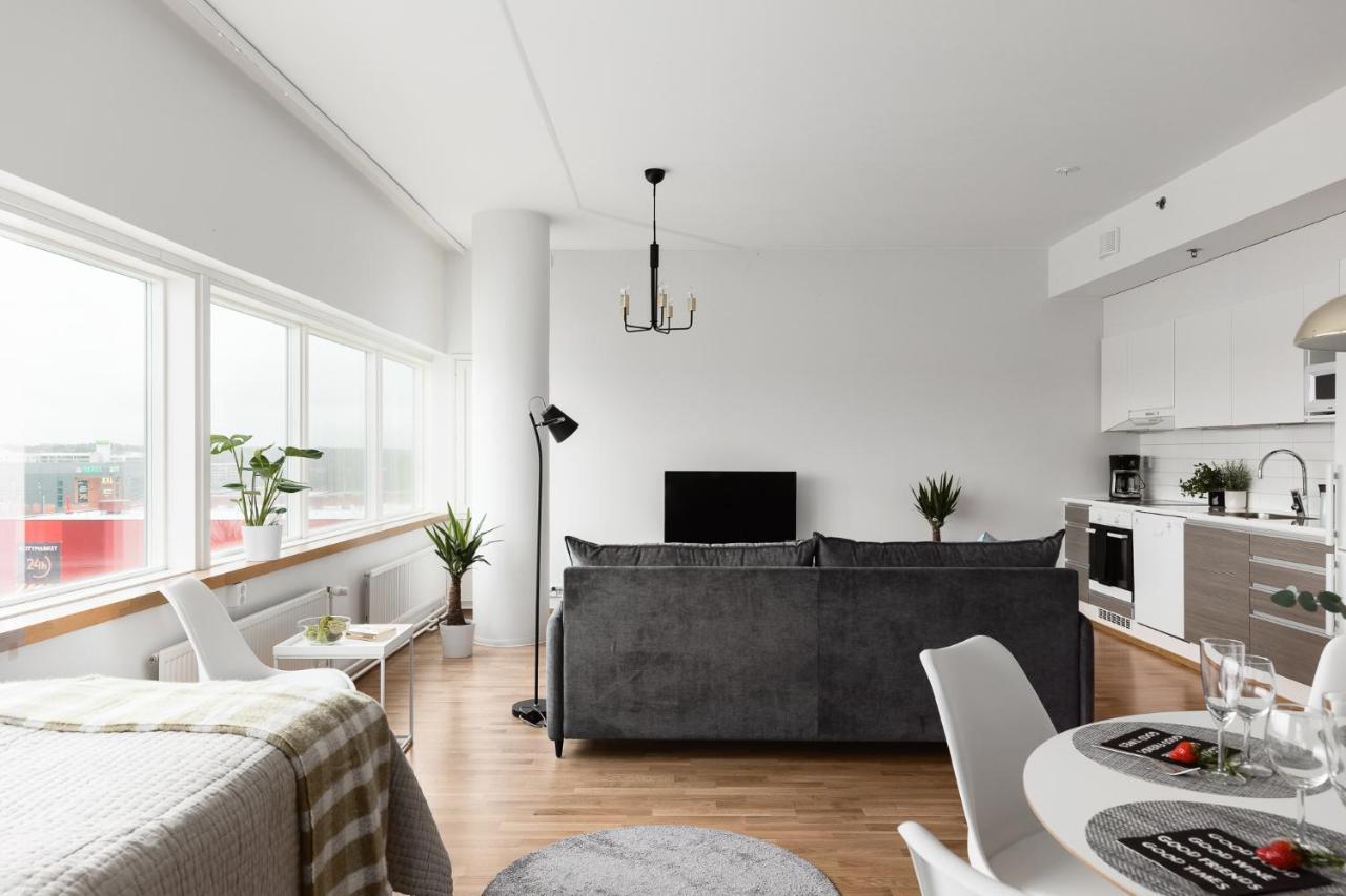 Sleepwell Apartments Itaekeskus, Close To Metro Helsinki Exterior photo